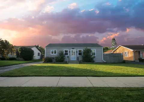 2208 Arden Pl, Joliet, IL 60435