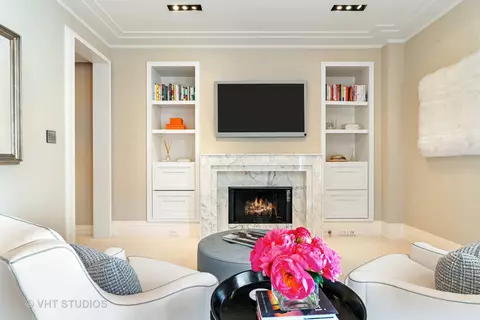 159 E Walton Pl #14CD, Chicago, IL 60611 photo 20