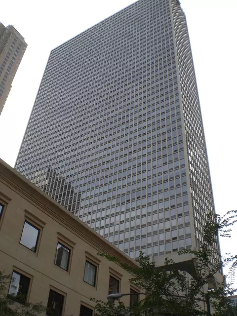 111 E Chestnut St #28C, Chicago, IL 60611