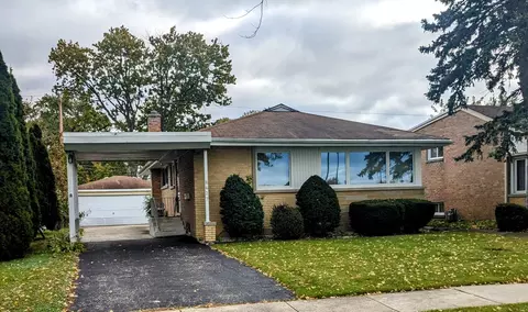 8627 Oriole Ave, Niles, IL 60714