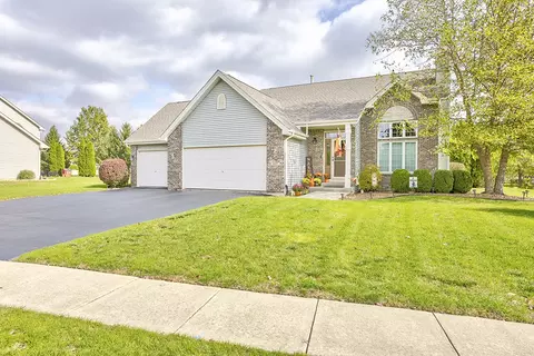 507 Rythym King Rd, Belvidere, IL 61008