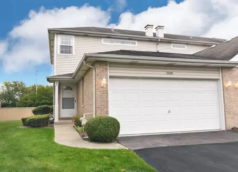 5229 W Mint Julip Dr, Alsip, IL 60803
