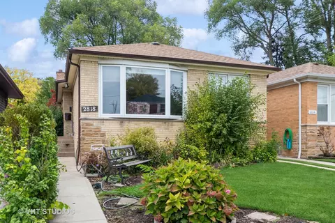 2818 W Jarlath St, Chicago, IL 60645
