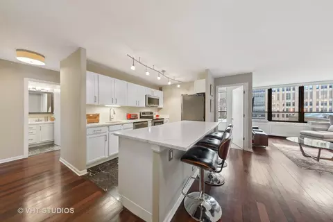 222 E Pearson St #904, Chicago, IL 60611 photo 8