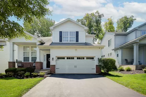 261 N Cornerstone Dr N, Volo, IL 60020