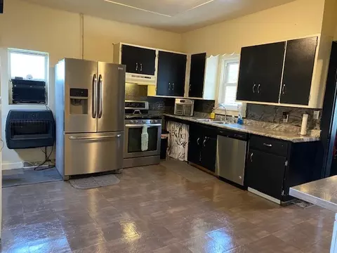414 W 2nd St, Lostant, IL 61334 photo 9
