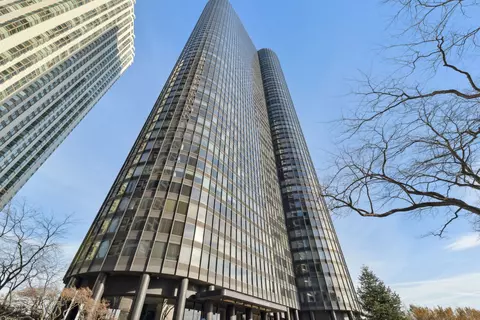 155 N Harbor Dr #5405, Chicago, IL 60601