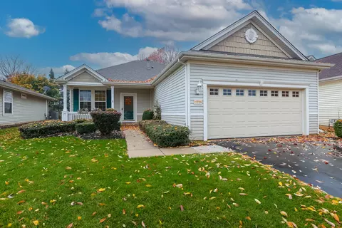 13119 Shirley Ln, Huntley, IL 60142