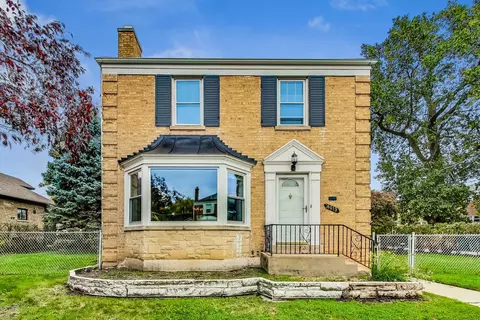 8019 Kildare Ave, Skokie, IL 60076
