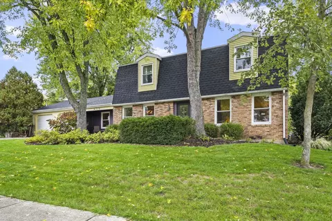 101 Woodland Rd, Morris, IL 60450