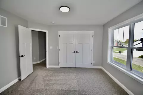 206 Eldon Rd, Downs, IL 61736 photo 32