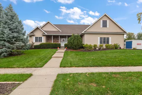 516 Hollyberry Ln, Bourbonnais, IL 60914