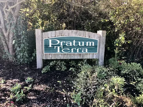 14067 W Pratum Terra Dr, Wadsworth, IL 60083