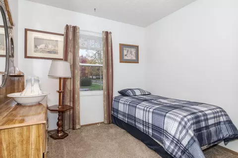 1505 Perry St, Bloomington, IL 61701 photo 17