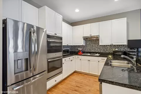 1102 E 54th St, Chicago, IL 60615 photo 8