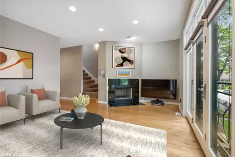 1102 E 54th St, Chicago, IL 60615 photo 5