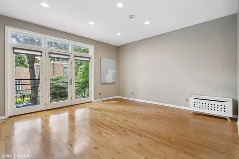 1102 E 54th St, Chicago, IL 60615 photo 2