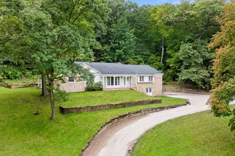 308 E Hicks Hollow Rd, Chillicothe, IL 61523