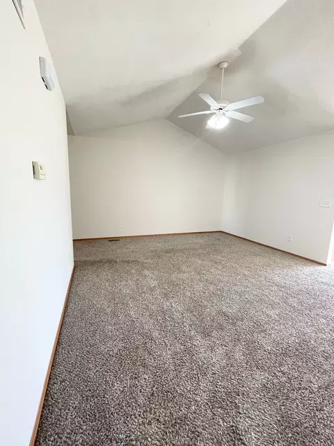 1817 Park West Dr, Normal, IL 61761 photo 4