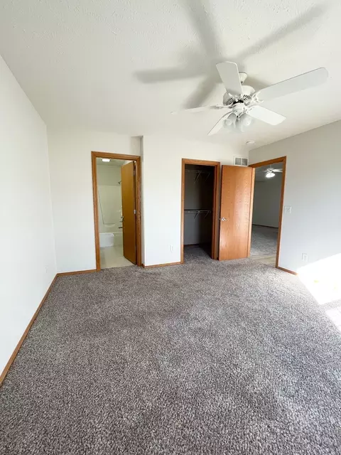 1817 Park West Dr, Normal, IL 61761 photo 11