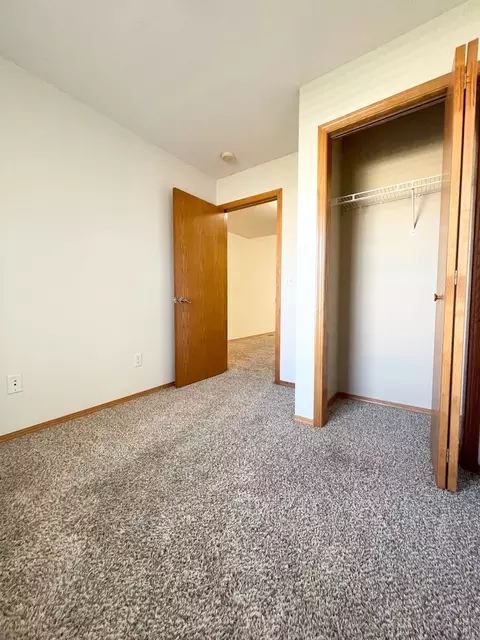 1817 Park West Dr, Normal, IL 61761 photo 15