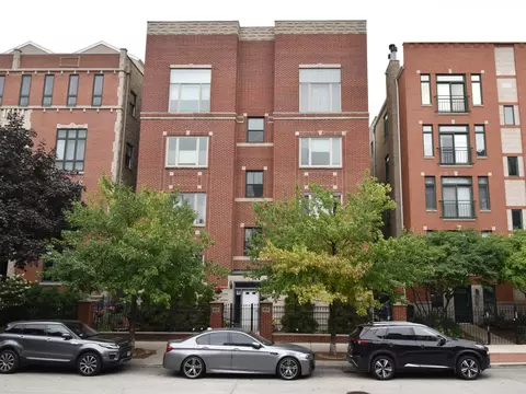 453 N Green St #4S, Chicago, IL 60642