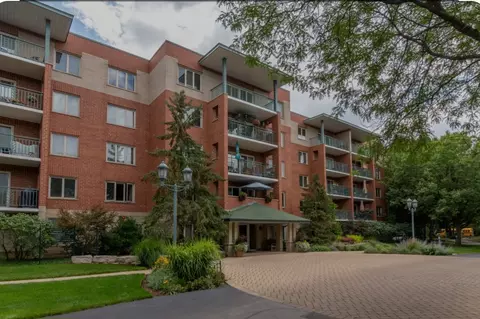 3850 W Bryn Mawr Ave #205, Chicago, IL 60659