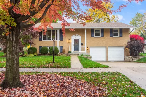 441 N Rohlwing Rd, Palatine, IL 60074