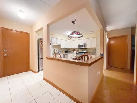 100 N Gary Ave #210, Wheaton, IL 60187 photo 7