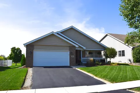 1570 Mallards Cv, Beecher, IL 60401 photo 2