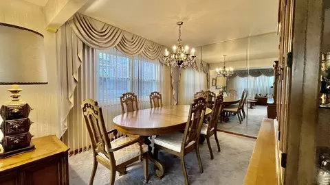 Dining - 1024 W 107th Pl, Chicago, IL 60643 photo 1 of 3