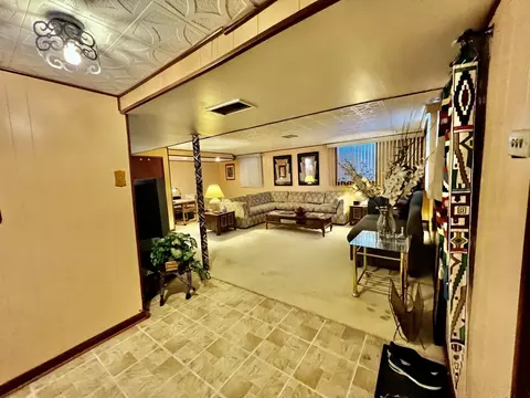 Living - 1024 W 107th Pl, Chicago, IL 60643 photo 5 of 7