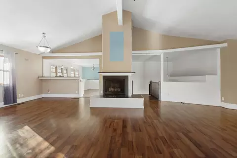 208 E Illinois St, Mansfield, IL 61854 photo 5