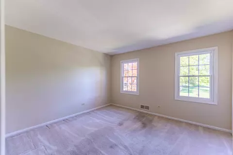 708 Redwing Dr, Geneva, IL 60134 photo 9