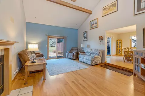 9 N100 Oak Bluff Dr, Elgin, IL 60124 photo 6