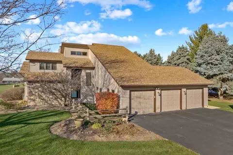 9 N100 Oak Bluff Dr, Elgin, IL 60124 photo 1
