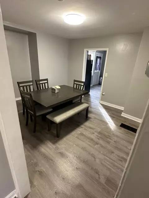 320 Center St, Elgin, IL 60120 photo 3