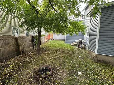 320 Center St, Elgin, IL 60120 photo 9