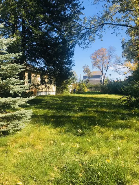 5 S365 Vest Ave, Naperville, IL 60563