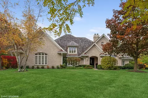 1270 Kimmer Ct, Lake Forest, IL 60045