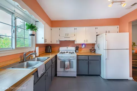 1779 Gloucester Ct #C, Wheaton, IL 60187 photo 5