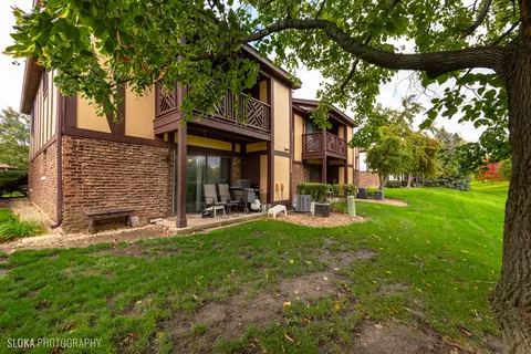 1779 Gloucester Ct #C, Wheaton, IL 60187 photo 15