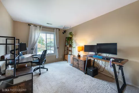 1779 Gloucester Ct #C, Wheaton, IL 60187 photo 12