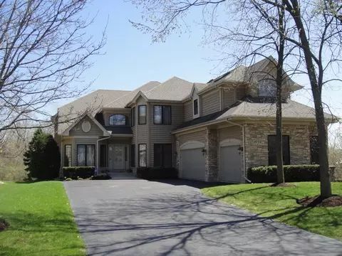 4775 Karns Rd, Lisle, IL 60532