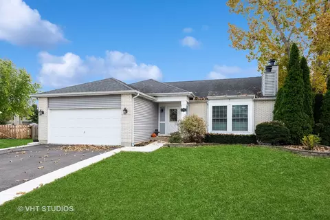 1441 Eliot Trl, Elgin, IL 60120