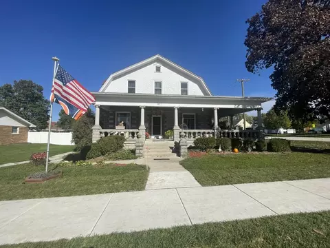 617 Penfield St, Beecher, IL 60401