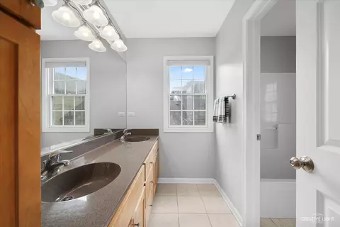 1014 S Wheaton Ave, Wheaton, IL 60189 photo 27