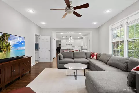 1014 S Wheaton Ave, Wheaton, IL 60189 photo 12
