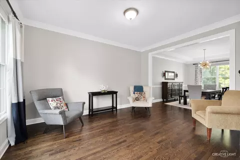 1014 S Wheaton Ave, Wheaton, IL 60189 photo 4