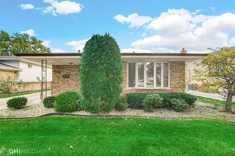 14335 Kolin Ave, Midlothian, IL 60445